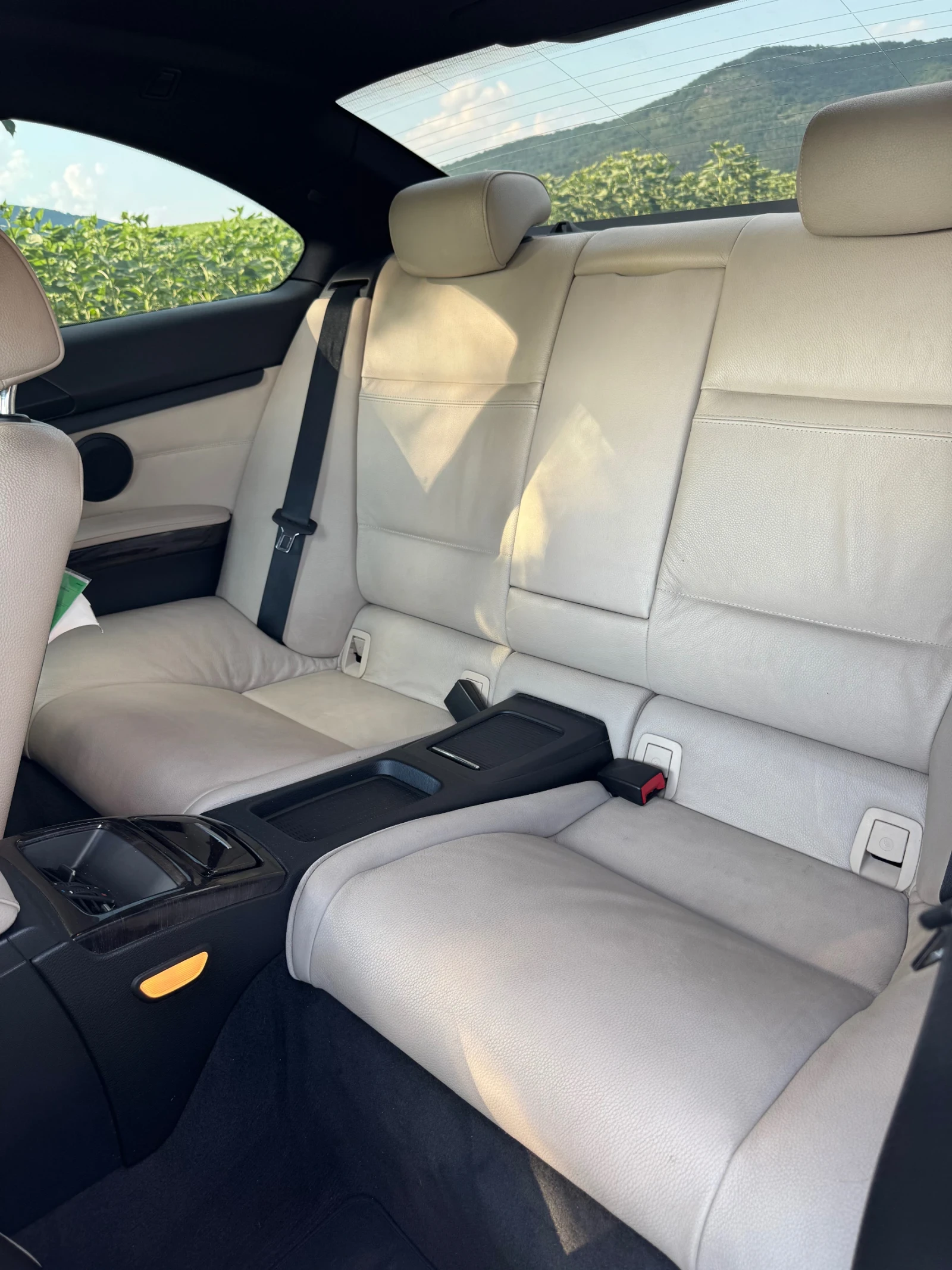 BMW 335, снимка 8 - Автомобили и джипове - 55001764