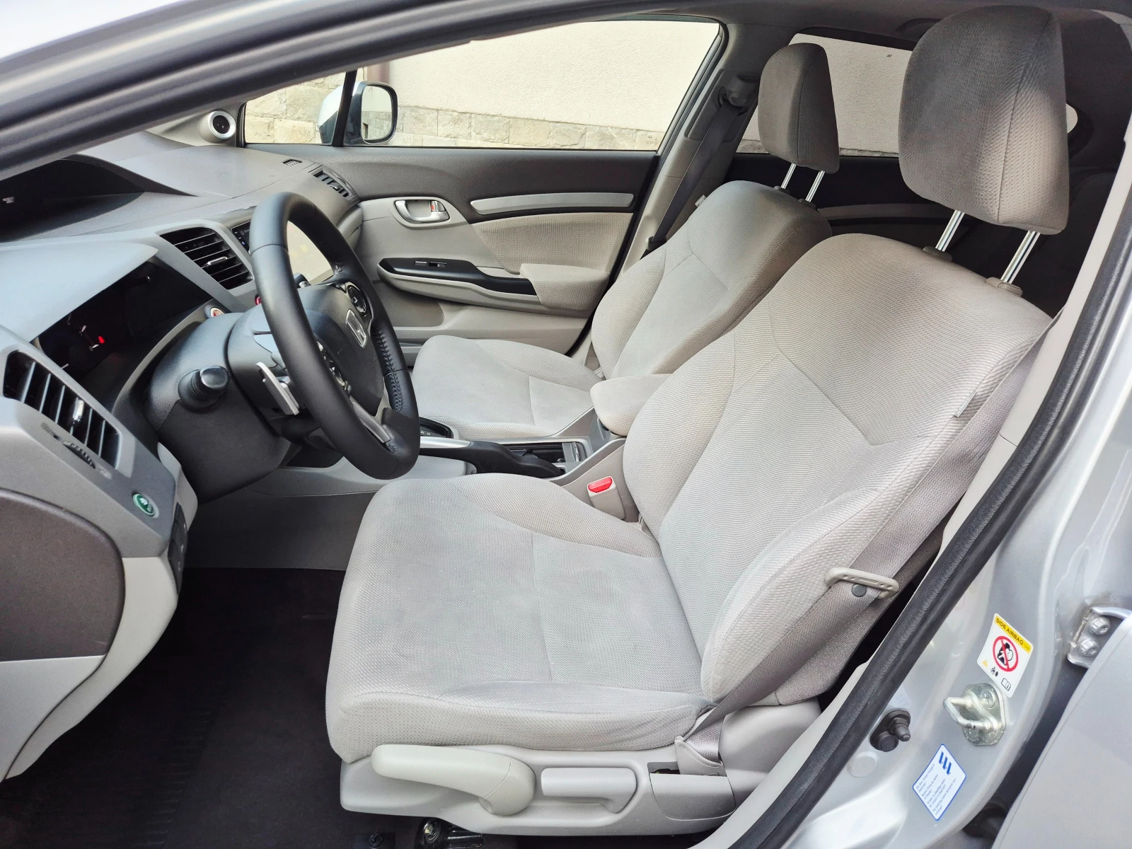 Honda Civic 1.8i-EXECUTIVE-AVTOMAT-NAVI-veriga-нов-japan, снимка 14 - Автомобили и джипове - 55074487