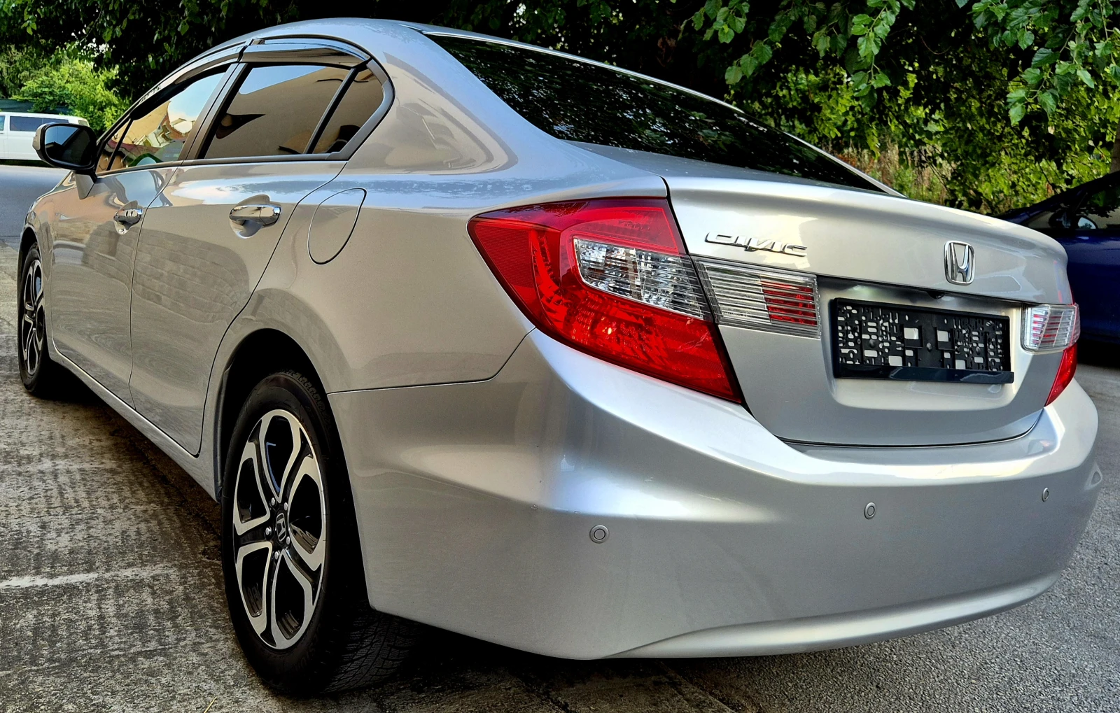 Honda Civic 1.8i-EXECUTIVE-AVTOMAT-NAVI-veriga-нов-japan, снимка 4 - Автомобили и джипове - 55074487