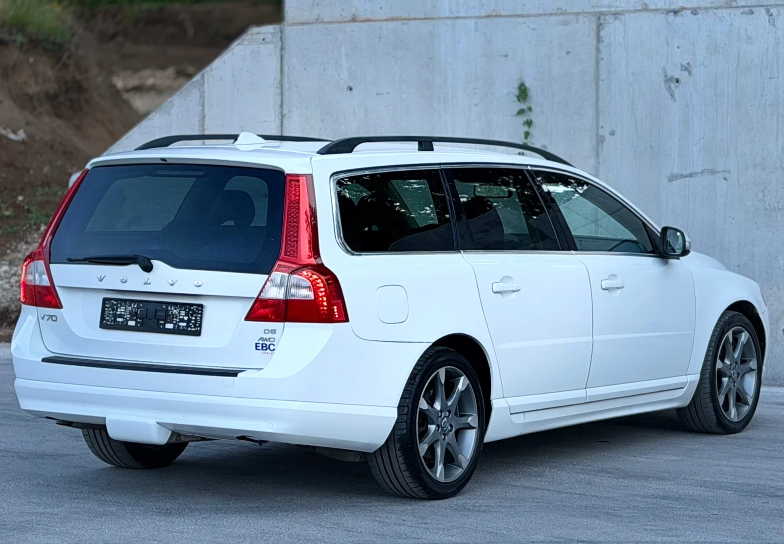 Volvo V70 2.4D5 185к.с * 4х4* * Ръчка* * Обдухване* , снимка 4 - Автомобили и джипове - 55095670