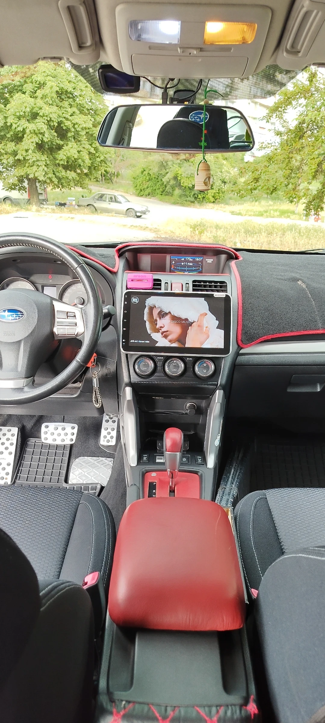 Subaru Forester 2.0, снимка 10 - Автомобили и джипове - 55211356