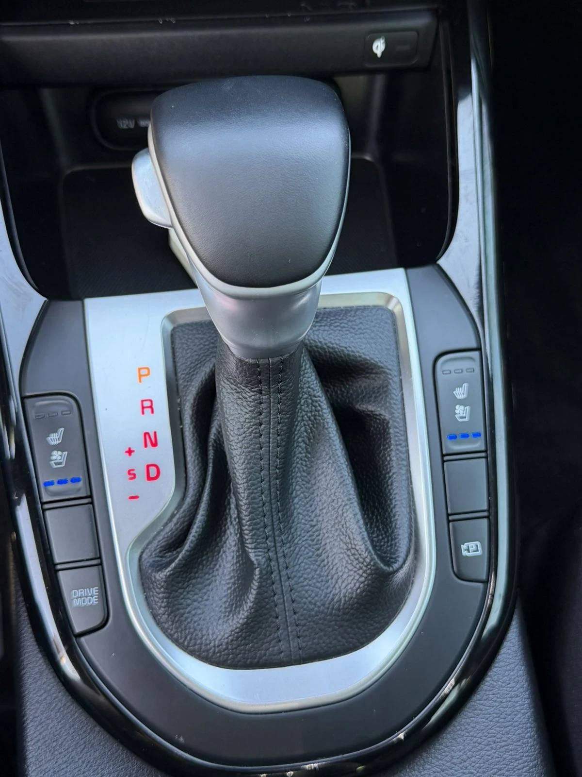 Kia Forte GT Line, снимка 12 - Автомобили и джипове - 55630693