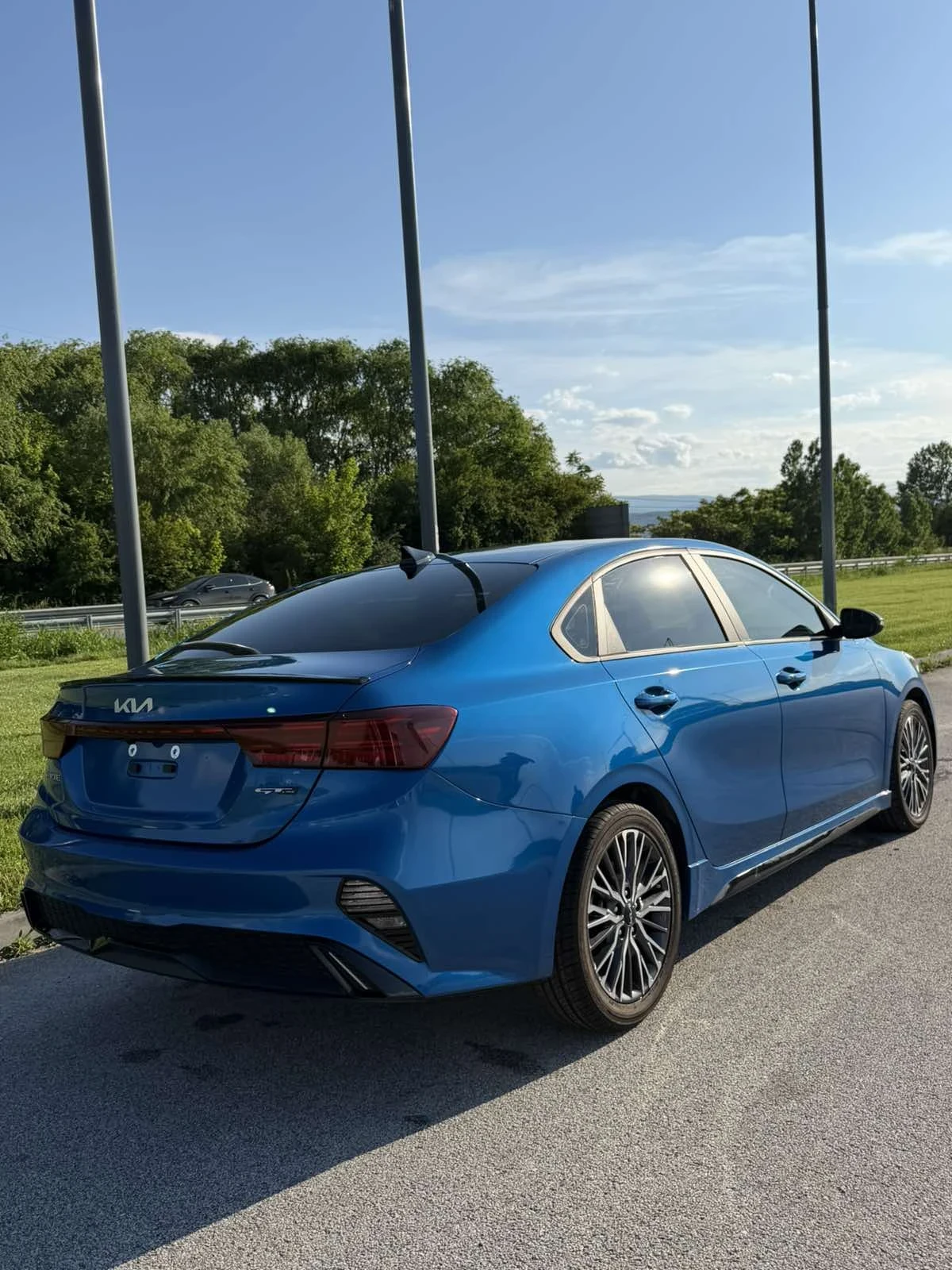 Kia Forte GT Line, снимка 3 - Автомобили и джипове - 55630693
