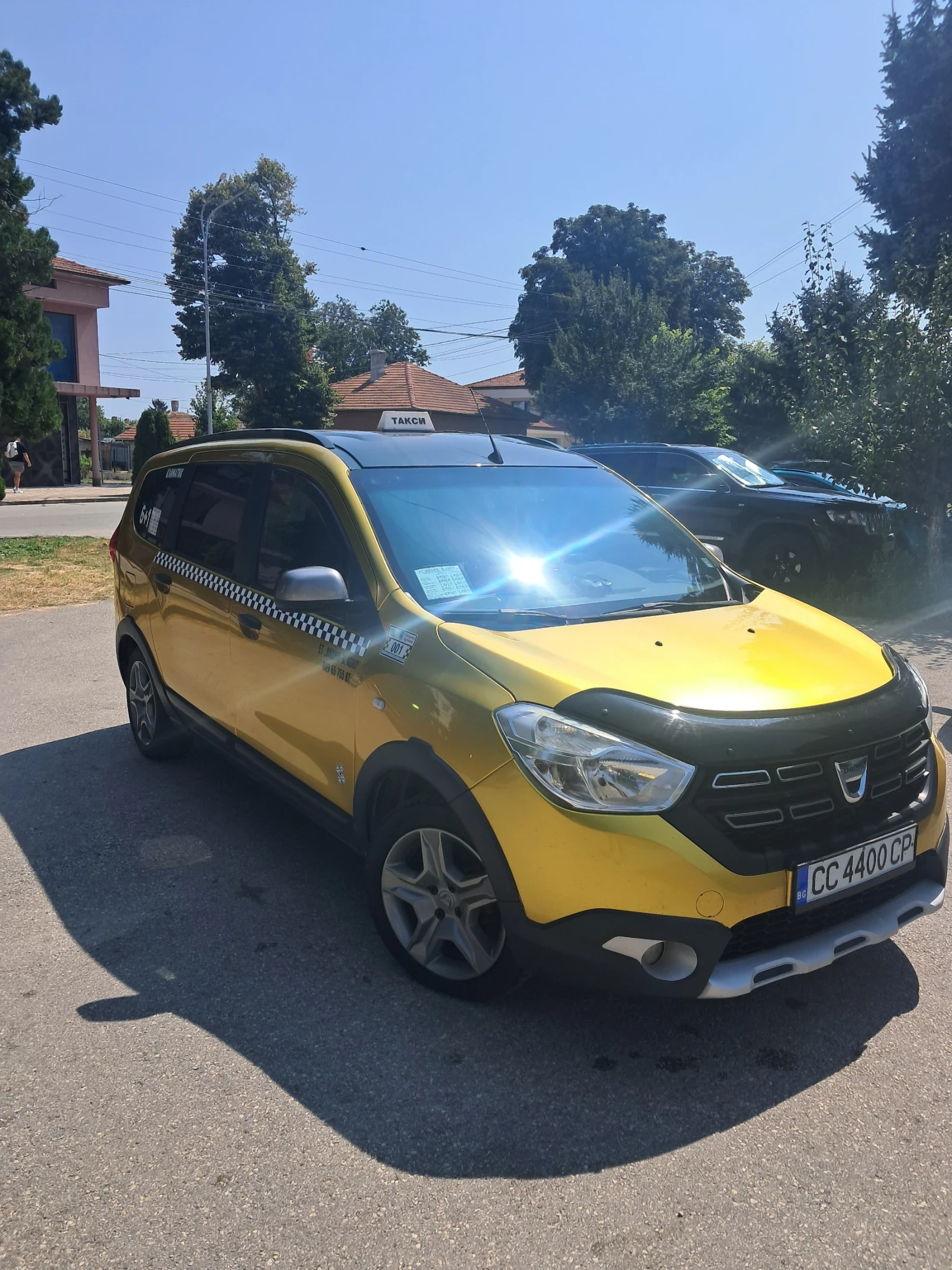Dacia Lodgy, снимка 2 - Автомобили и джипове - 55777528