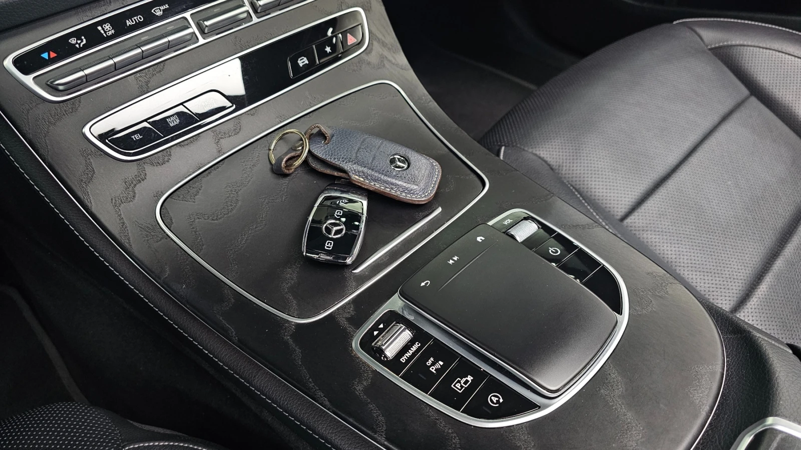 Mercedes-Benz E 350 4MATIC Avantgarde, снимка 12 - Автомобили и джипове - 55885981