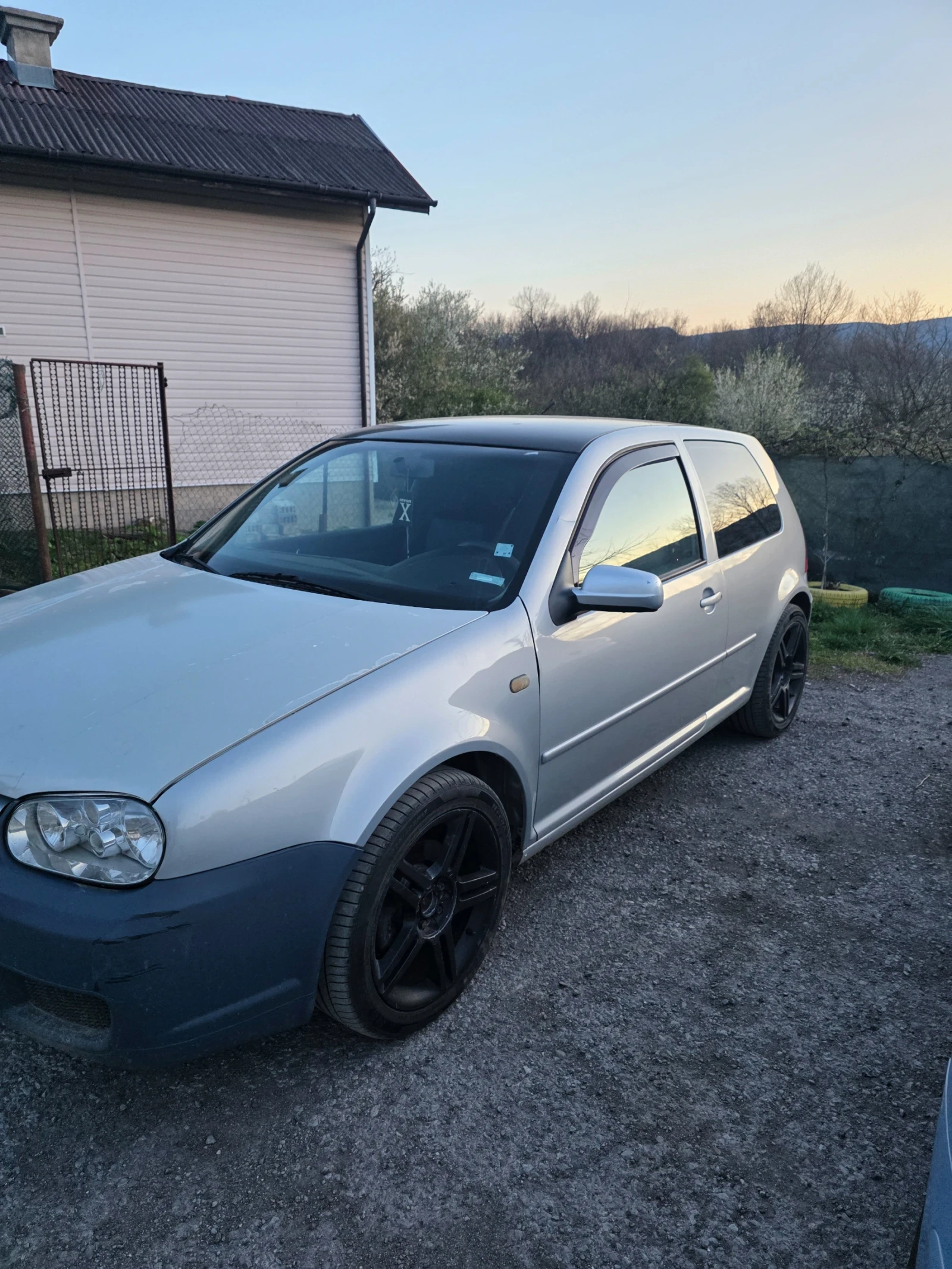 VW Golf, снимка 2 - Автомобили и джипове - 55969372
