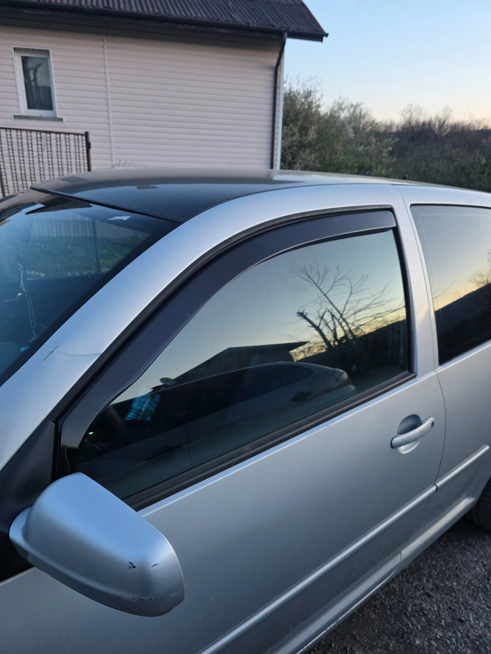 VW Golf, снимка 4 - Автомобили и джипове - 55969372