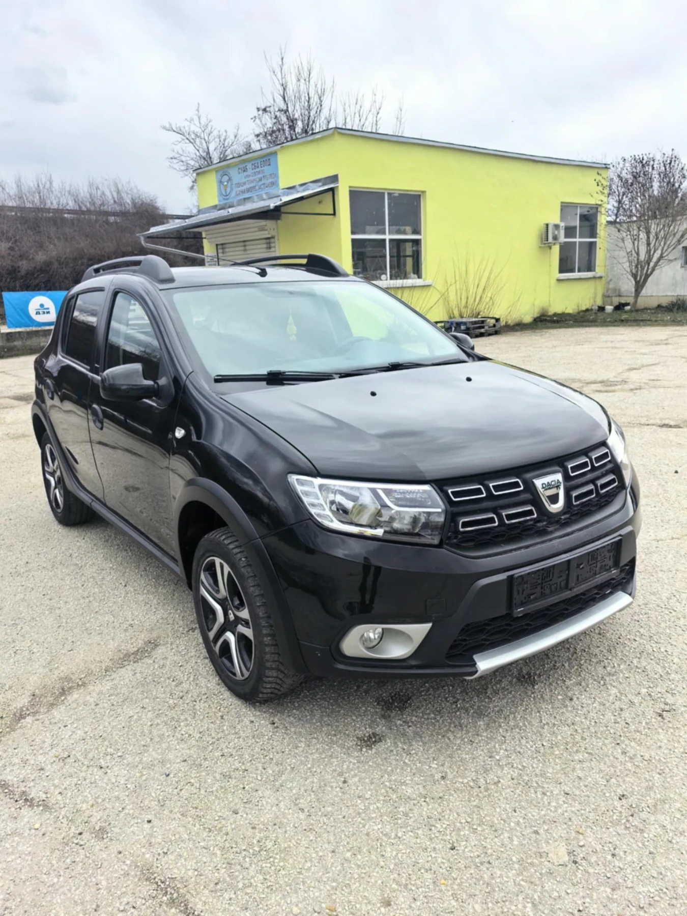 Dacia Sandero, снимка 2 - Автомобили и джипове - 56406701