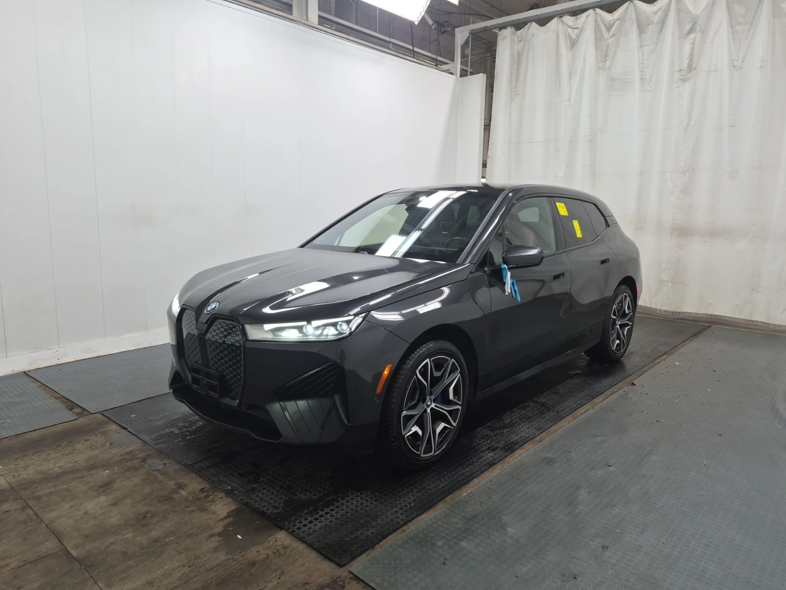 BMW iX  Xdrive40 | Mobile.bg � ����������� 1