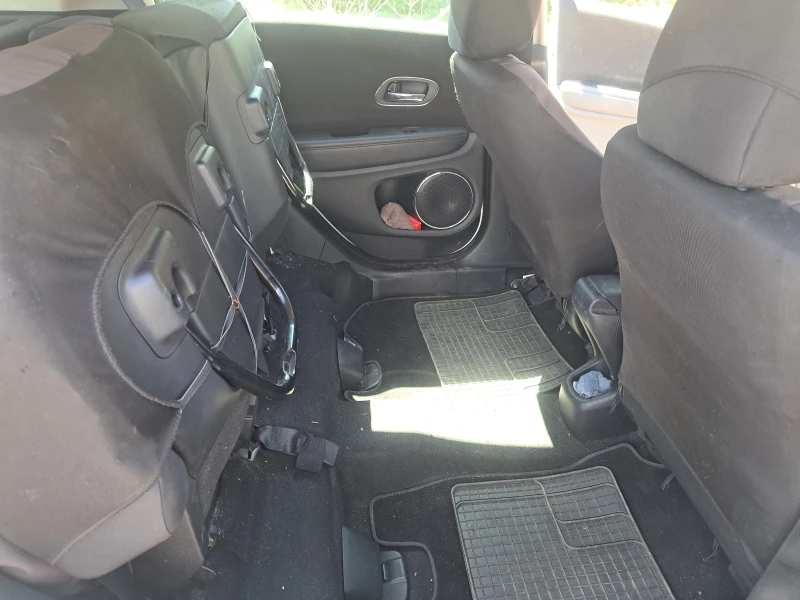 Honda Hr-v, снимка 13 - Автомобили и джипове - 52671526