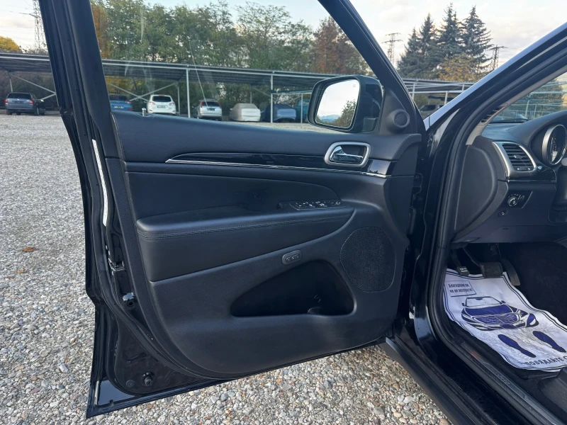 Jeep Grand cherokee 3.0CRD Overland, снимка 7 - Автомобили и джипове - 52130749
