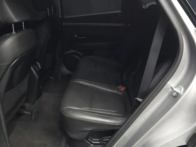 Hyundai Tucson 1.6 2WD Premium - САМО 30% АВАНС, снимка 12 - Автомобили и джипове - 55788318
