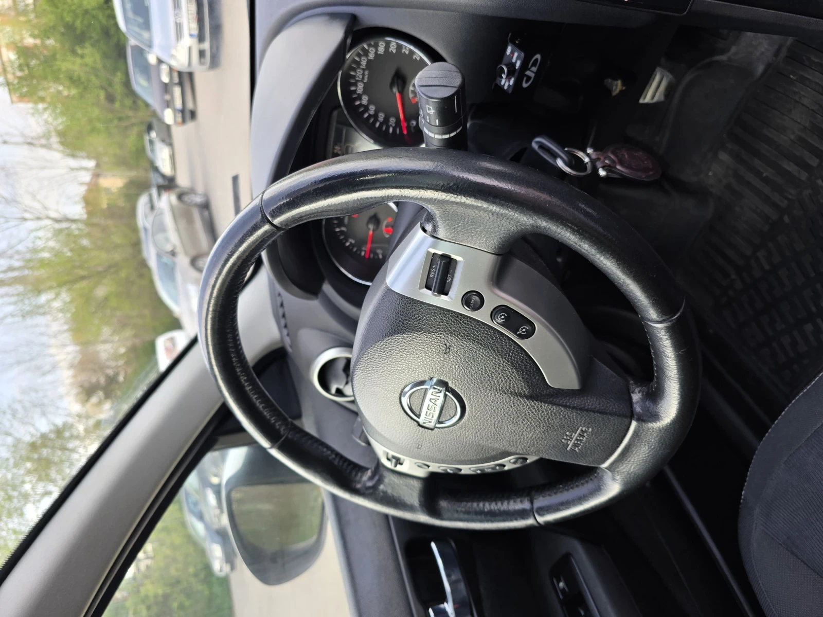 Nissan Qashqai 2.0L. 4х4/ Газ/Панорама/360  - изображение 7