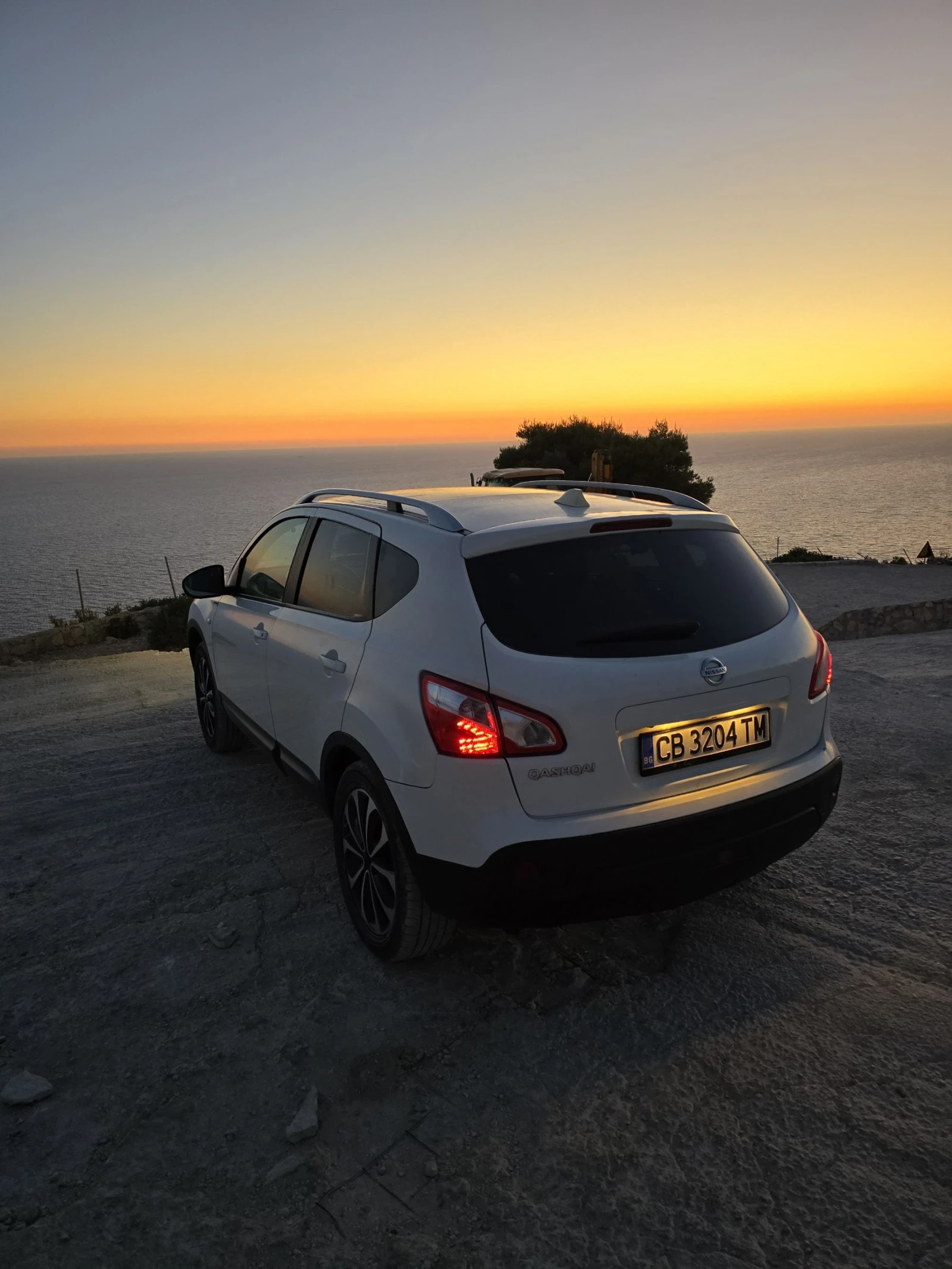 Nissan Qashqai 2.0L. 44/ //360  | Mobile.bg   11