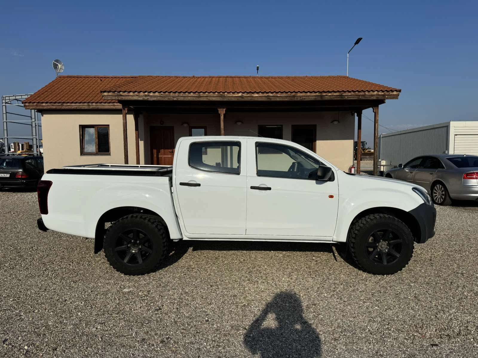 Isuzu D-max DC 1.9D - изображение 8