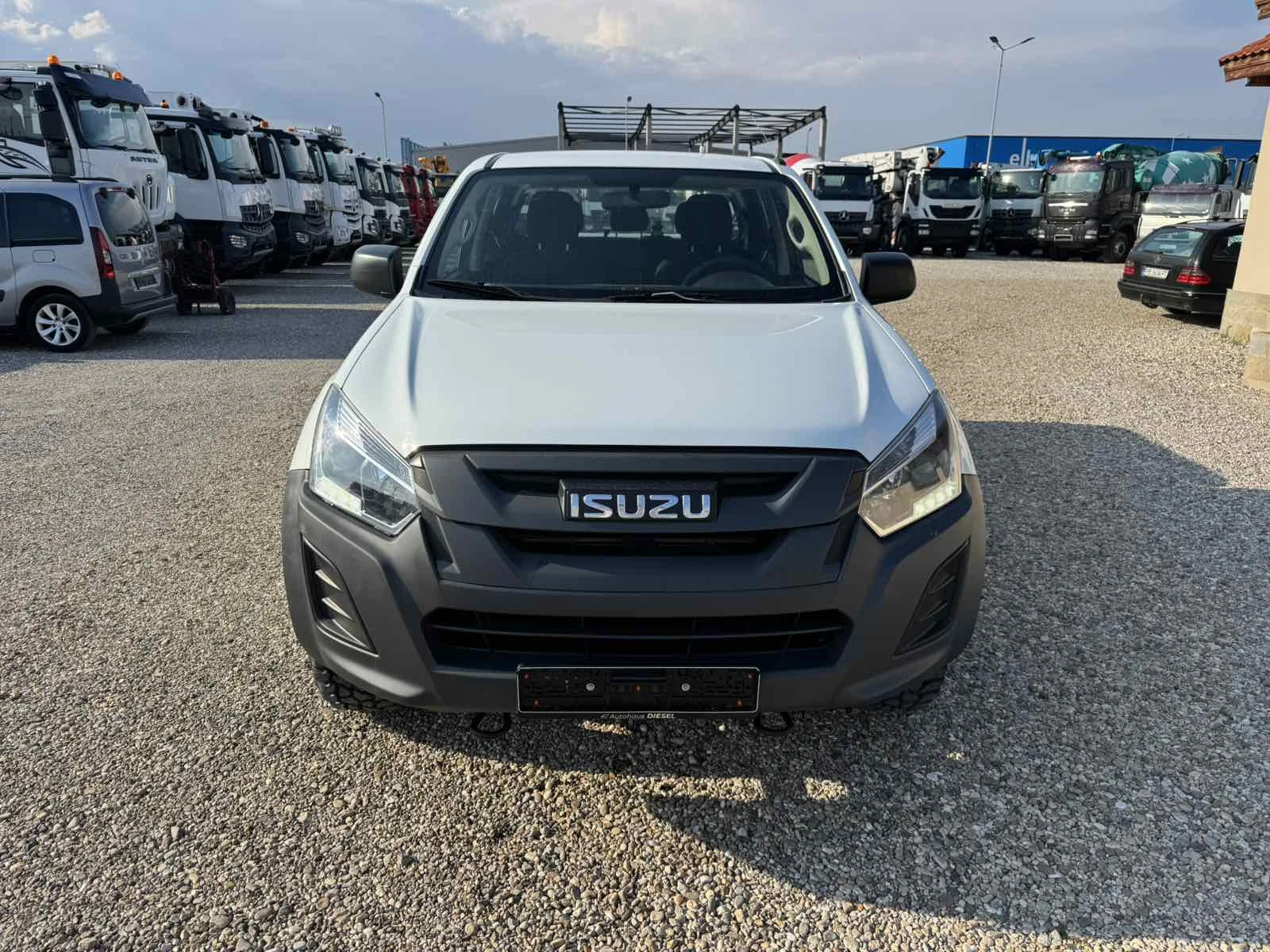 Isuzu D-max DC 1.9D - изображение 2