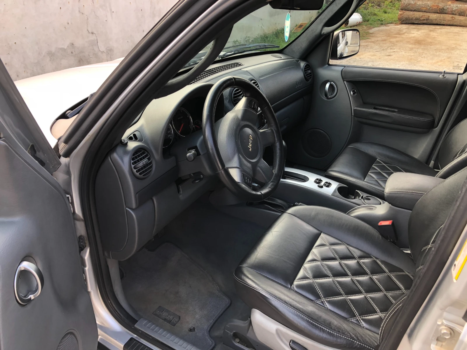 Jeep Cherokee 2, 8 CRD LIMITED - изображение 9