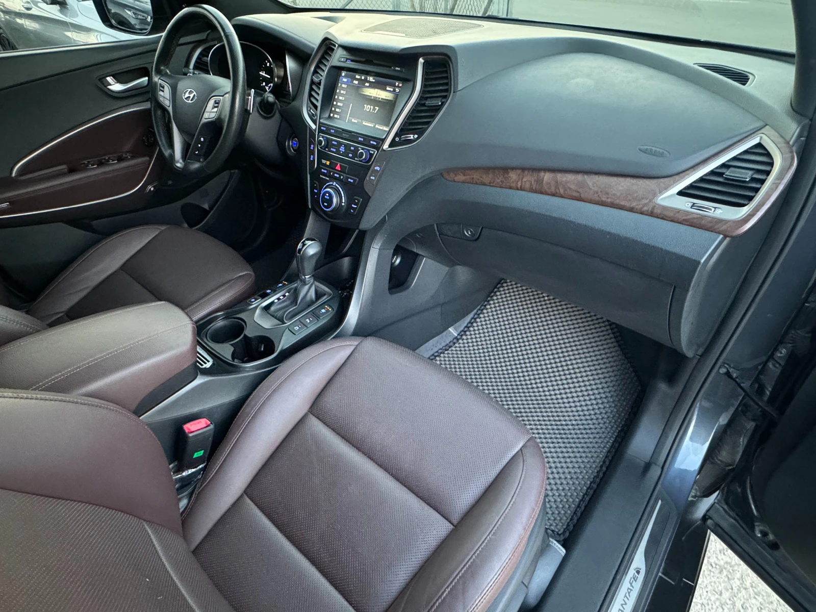 Hyundai Santa fe 2.2 CRDi 4WD 1 Million Ultimate, снимка 11 - Автомобили и джипове - 53798034