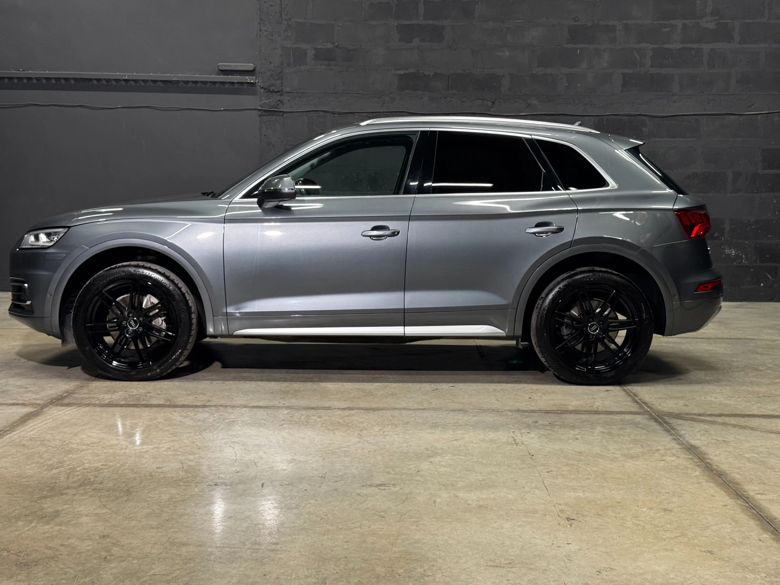 Audi Q5, снимка 2 - Автомобили и джипове - 55050391