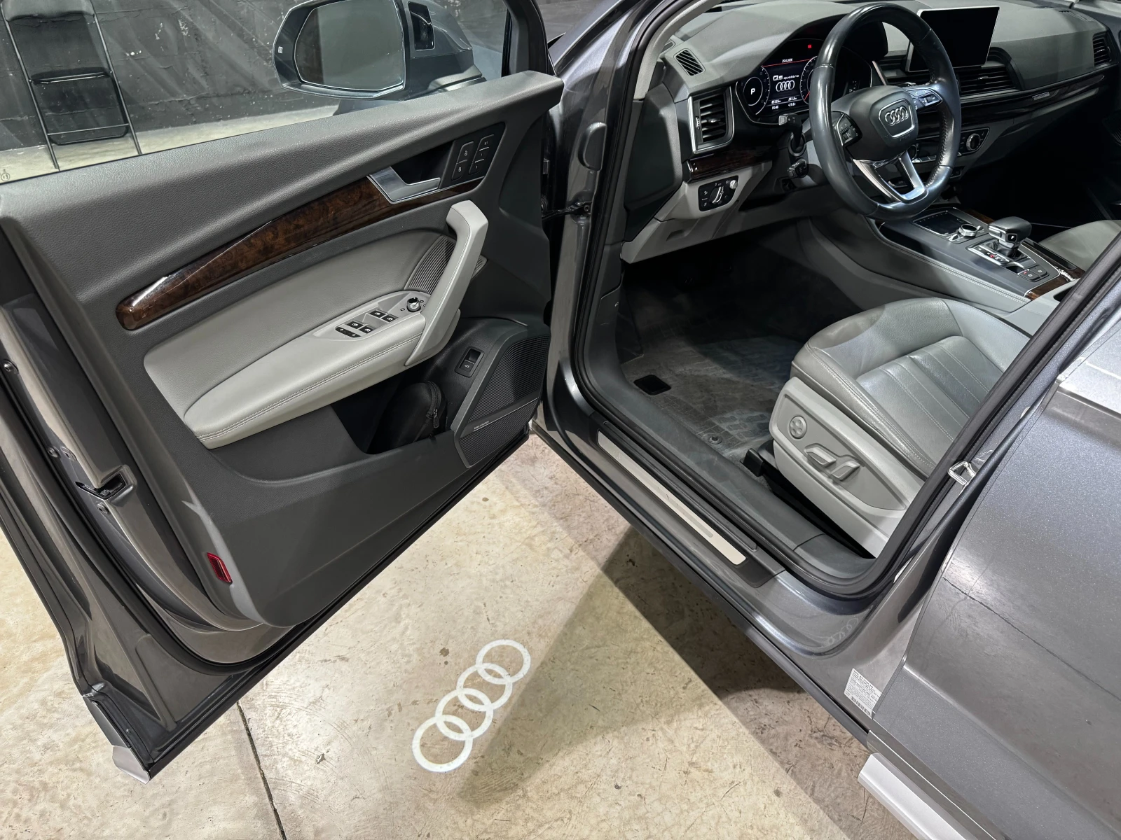 Audi Q5, снимка 3 - Автомобили и джипове - 55050391