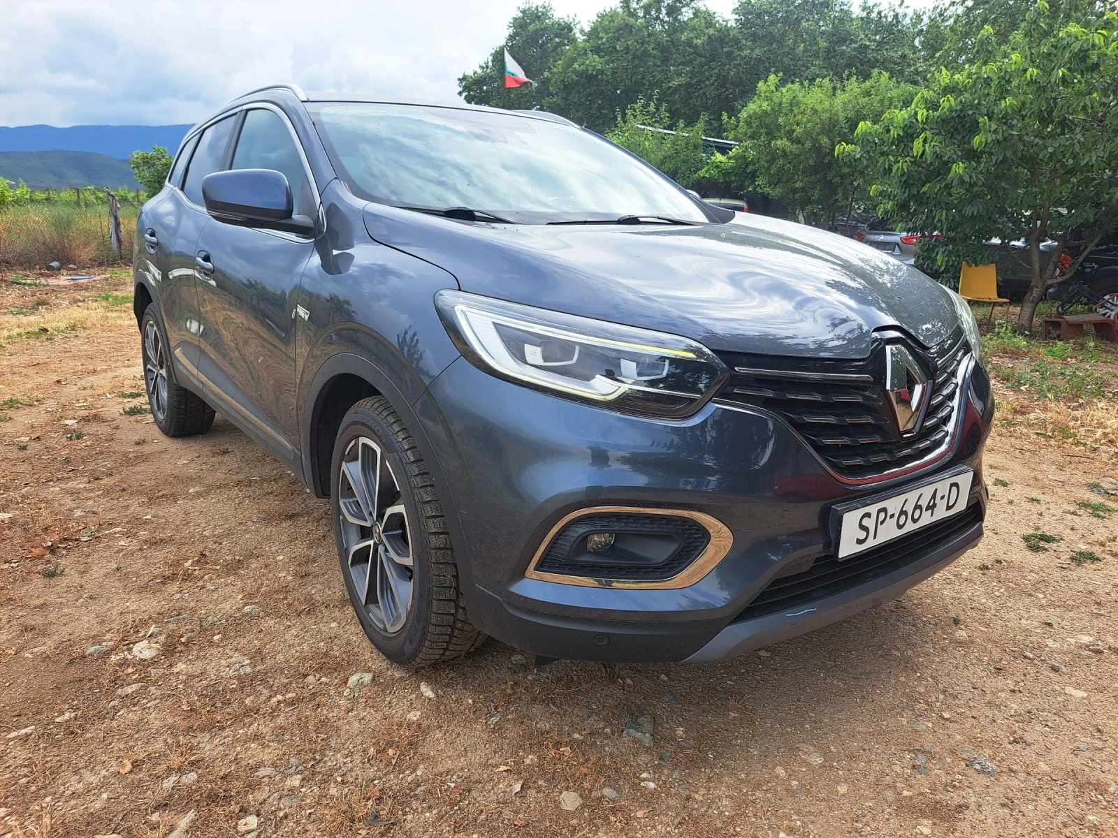 Renault Kadjar 1.5TDI Автомат Холандия, снимка 9 - Автомобили и джипове - 55235689
