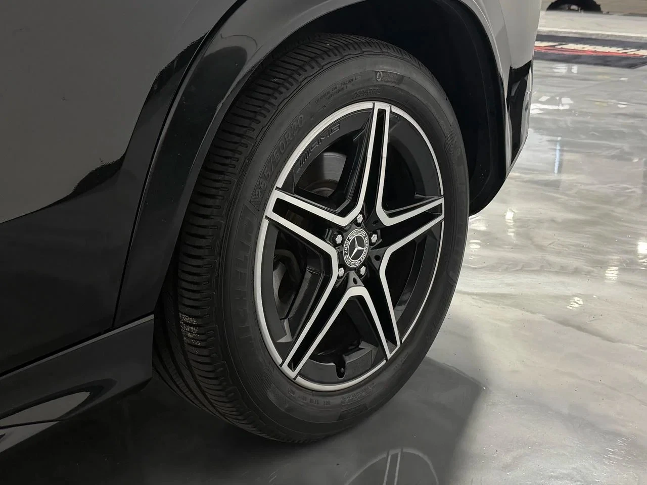 Mercedes-Benz GLE 350 4MATIC AMG, снимка 16 - Автомобили и джипове - 56069310