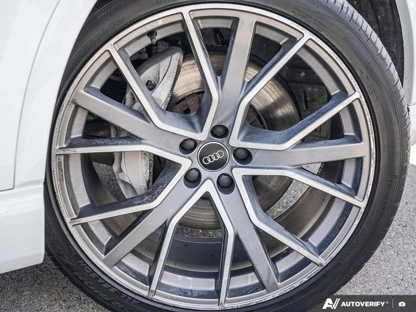 Audi Q7, снимка 6 - Автомобили и джипове - 56115336