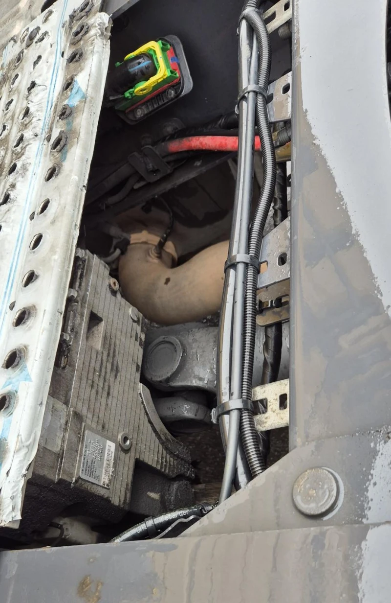 Renault T Собствен ЛИЗИНГ, снимка 5 - Камиони - 52562628