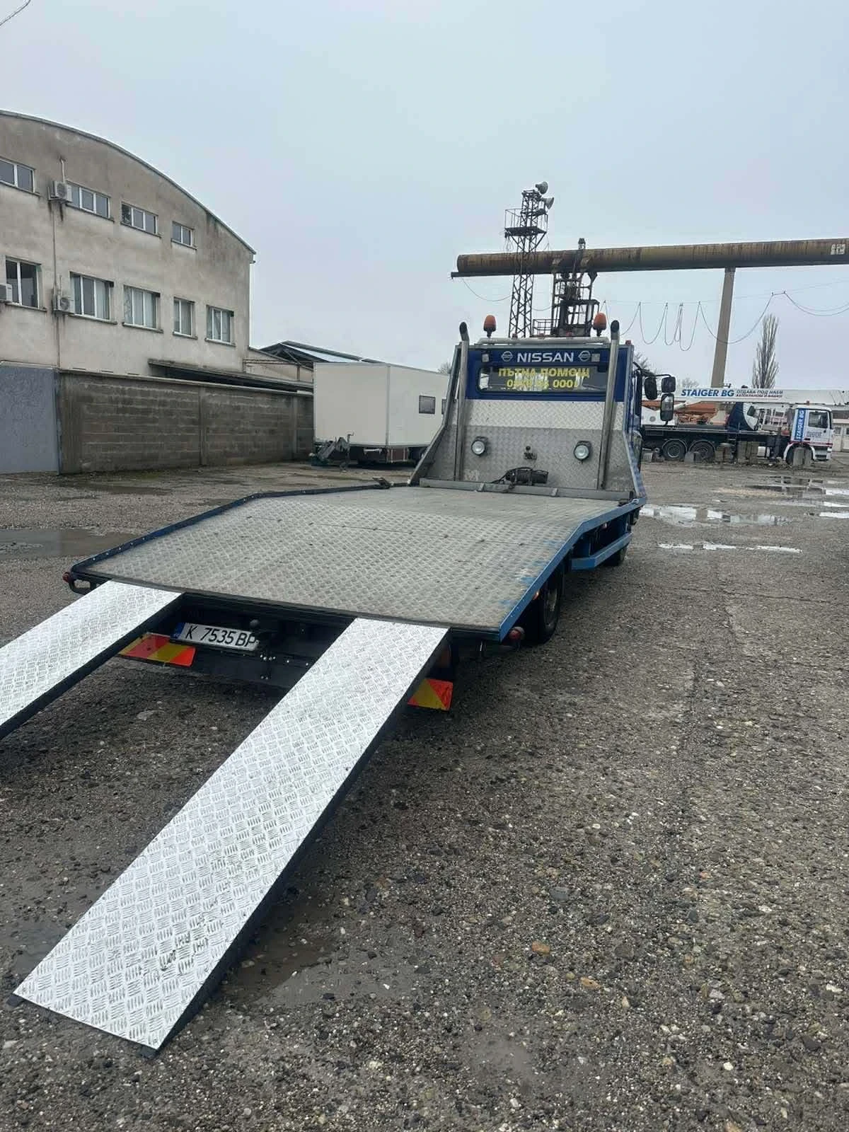 Nissan 125 Пътна помощ Nissan Eco T100, снимка 5 - Камиони - 55702994