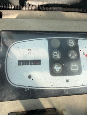 Багер Komatsu PC14R Разпъващи вериги, снимка 13
