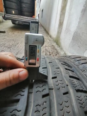 Гуми Зимни 225/75R16, снимка 2