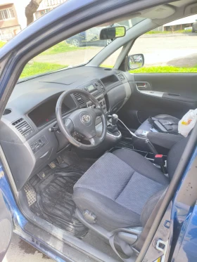 Toyota Corolla verso 2.0 D4D 90коня, снимка 9