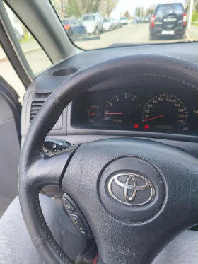 Toyota Corolla verso 2.0 D4D 90коня, снимка 11