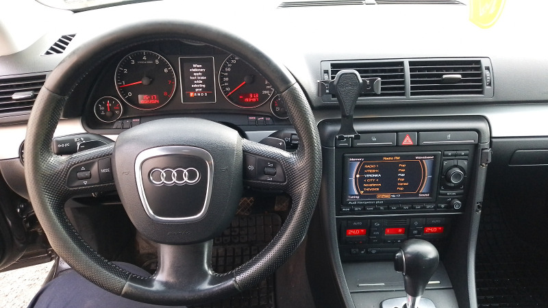 Audi A4 2.0 TFSI automatic , снимка 9 - Автомобили и джипове - 45032033