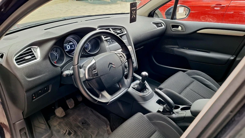 Citroen C4 1.6HDI 74000км., снимка 6 - Автомобили и джипове - 47086747