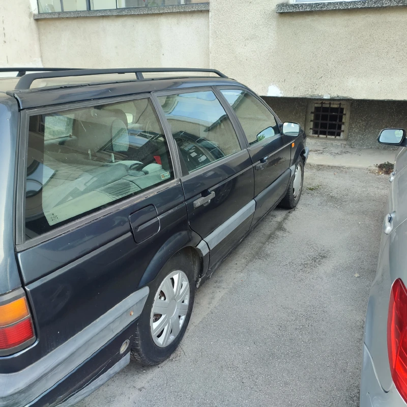 VW Passat, снимка 1 - Автомобили и джипове - 47739529