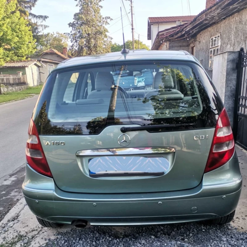 Mercedes-Benz A 180, снимка 3 - Автомобили и джипове - 48254065