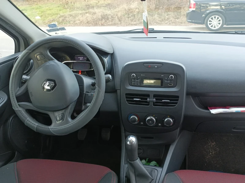 Renault Clio, снимка 1 - Автомобили и джипове - 48427607