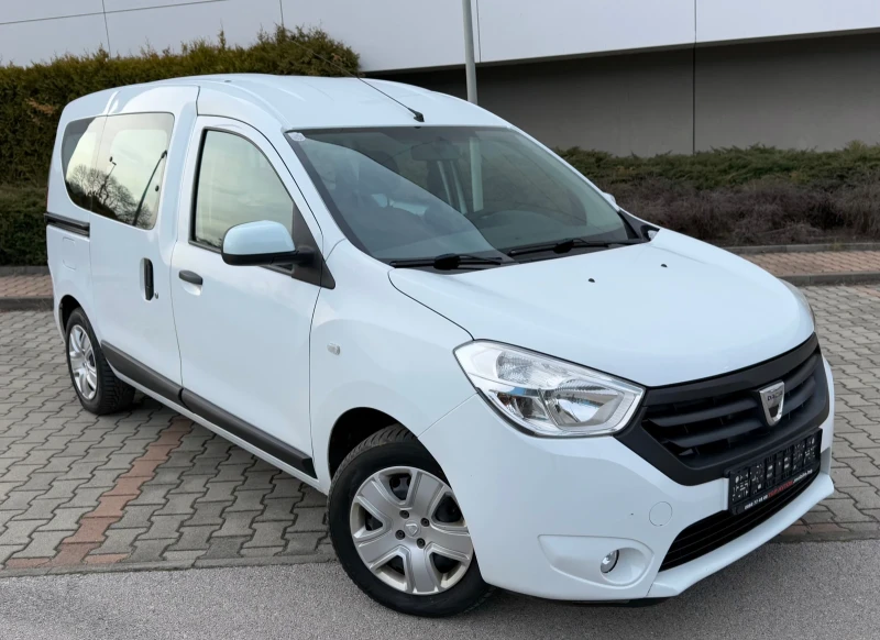 Dacia Dokker 1.5 DCI * ПЪТНИЧЕСКА* * КЛИМАТИК* Серв.книжка, снимка 3 - Автомобили и джипове - 48839943