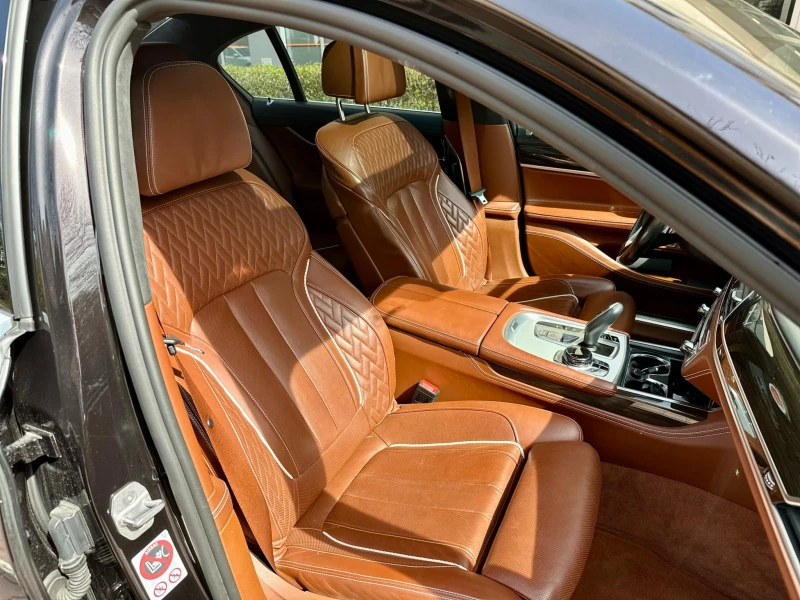 BMW 740 xd Individual, снимка 13 - Автомобили и джипове - 51993077