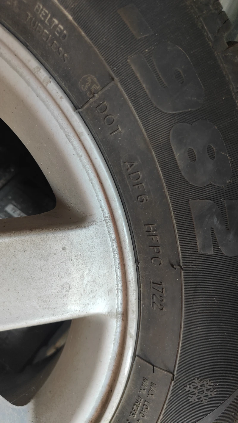 Daihatsu Sirion AWD, снимка 15 - Автомобили и джипове - 51893775