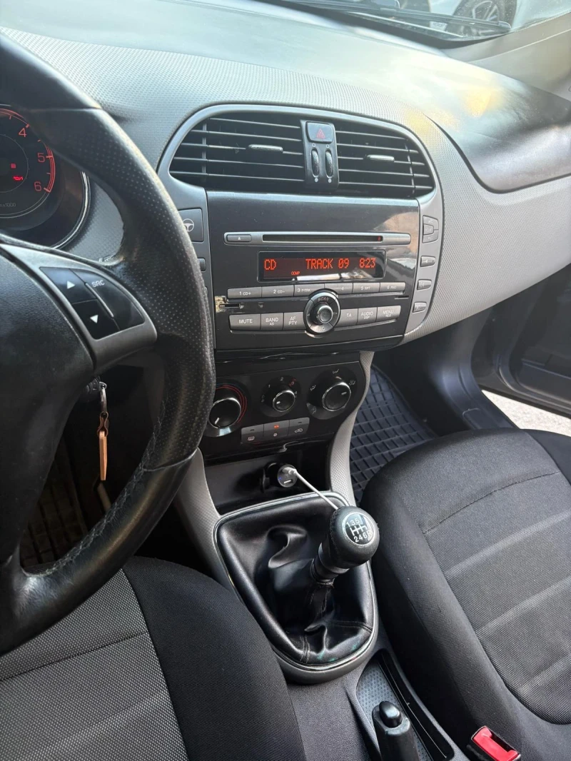 Fiat Bravo 1.6 JTDM jet, снимка 4 - Автомобили и джипове - 52354816