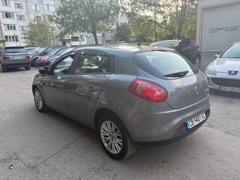 Fiat Bravo 1.6 JTDM jet, снимка 9 - Автомобили и джипове - 52354816