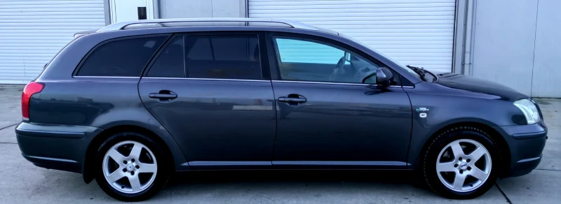 Toyota Avensis Като нова