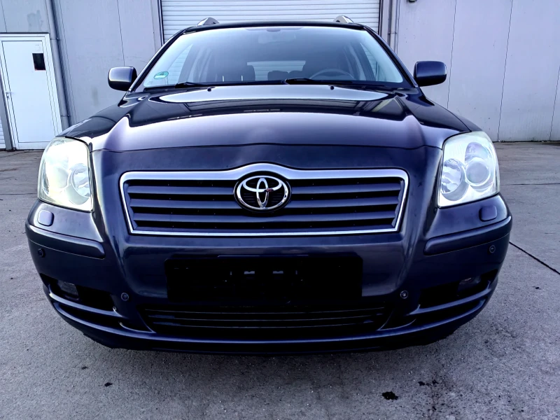 Toyota Avensis Като нова, снимка 6 - Автомобили и джипове - 53170048