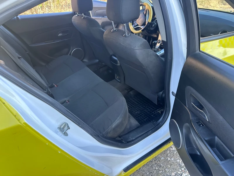 Chevrolet Cruze, снимка 7 - Автомобили и джипове - 53170379