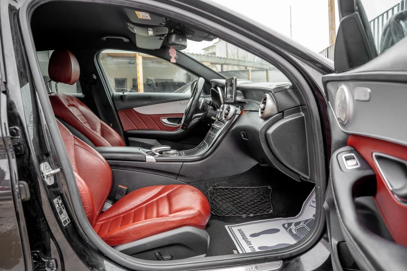 Mercedes-Benz C 220 CDI-AMG Line-AGILITY-AMBIENT-HEAD* UP-NAVI-TOP, снимка 12 - Автомобили и джипове - 53396407