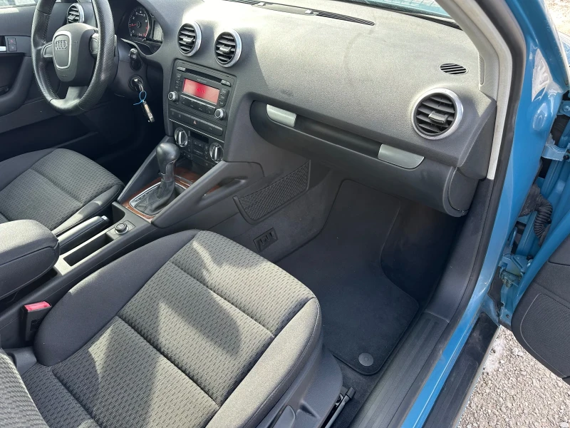 Audi A3 1.8 ТУРБО. АВТОМАТИК, снимка 10 - Автомобили и джипове - 53560541