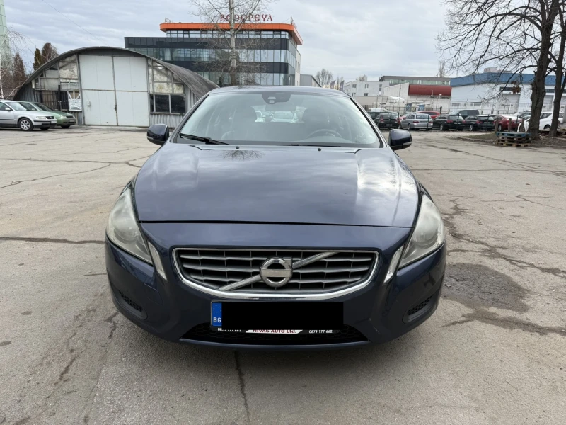 Volvo V60 2.4 D5 AWD , снимка 8 - Автомобили и джипове - 53560974