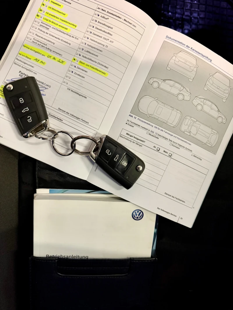 VW Golf 1.6TDI  R-Line , снимка 16 - Автомобили и джипове - 53584159